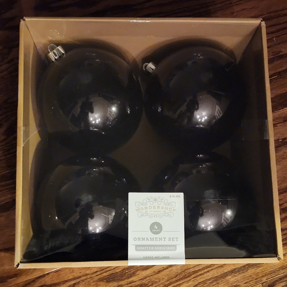 Wondershop Elegant Black Ornament Set